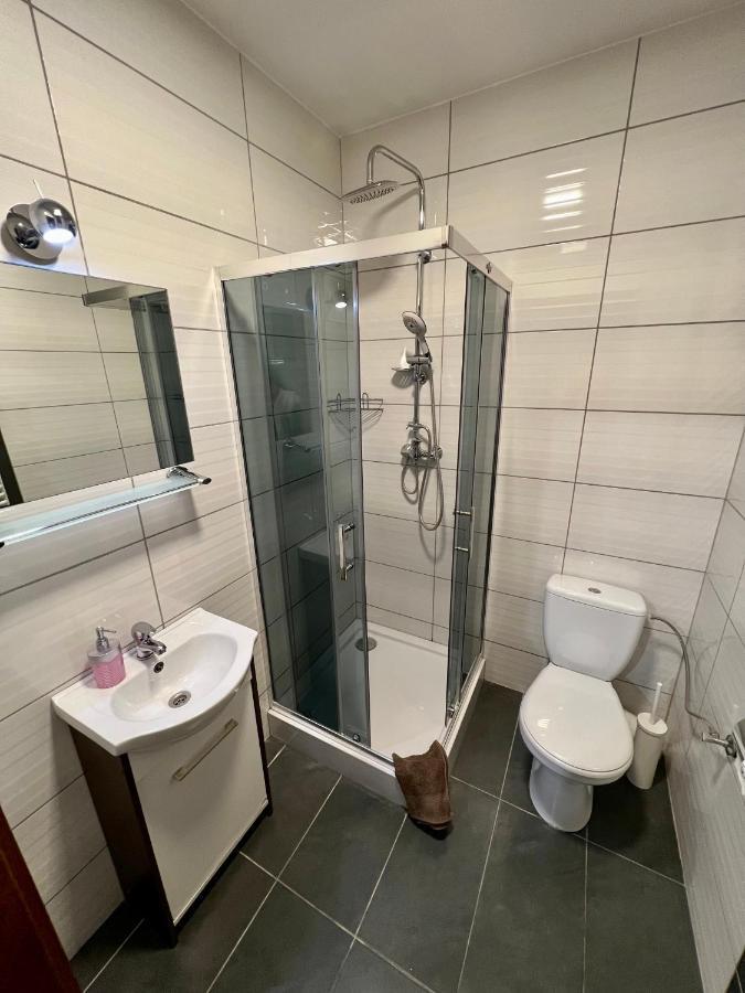 Apartamenty Ostrowiec - Pokoje Goscinne Centrum Ostrowiec Świętokrzyski 外观 照片