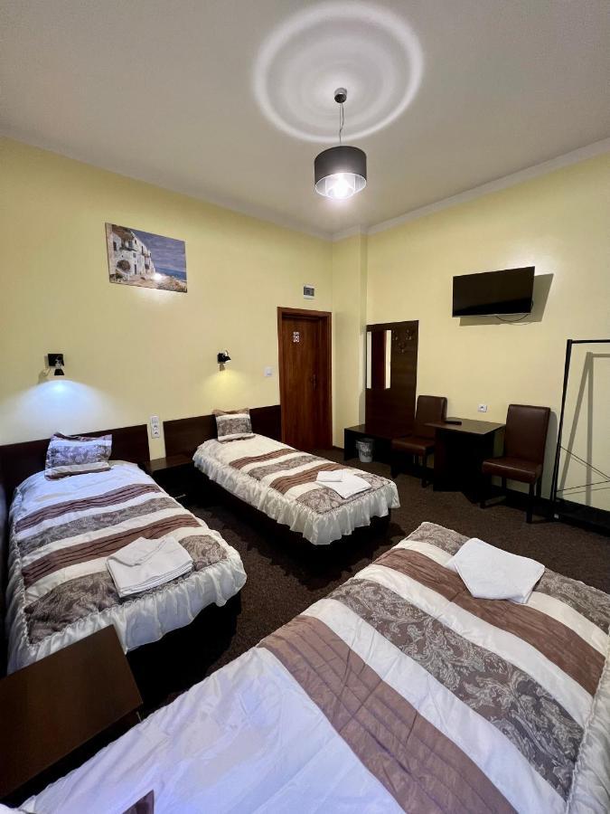 Apartamenty Ostrowiec - Pokoje Goscinne Centrum Ostrowiec Świętokrzyski 外观 照片
