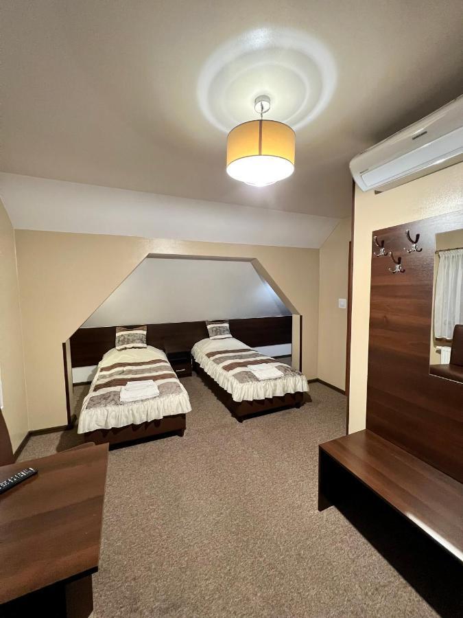 Apartamenty Ostrowiec - Pokoje Goscinne Centrum Ostrowiec Świętokrzyski 外观 照片