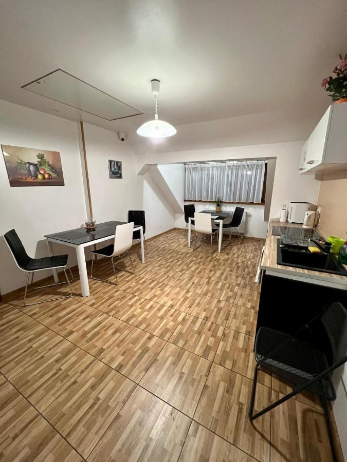 Apartamenty Ostrowiec - Pokoje Goscinne Centrum Ostrowiec Świętokrzyski 外观 照片
